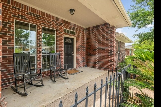 property at 1515 Bluefield Ct