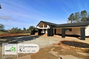 27562 Cam Real in Shingletown, CA - Building Photo