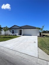 17200 Cantu Ct in North Fort Myers, FL - Building Photo - Building Photo