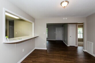 3511 Firestone Dr in Charlotte, NC - Building Photo - Building Photo