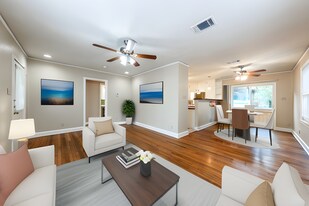 909 E 38th St in Austin, TX - Building Photo