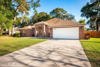 86198 Meadowwood Dr in Yulee, FL - Building Photo - Building Photo