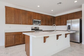 14819 W Cottontail Ln in Surprise, AZ - Building Photo - Building Photo