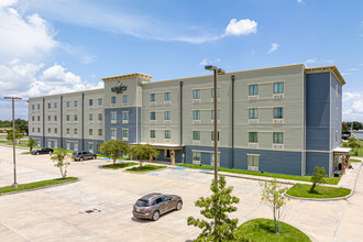 Extended Stay America Suites - Donaldsonville in St. James, LA - Building Photo - Building Photo