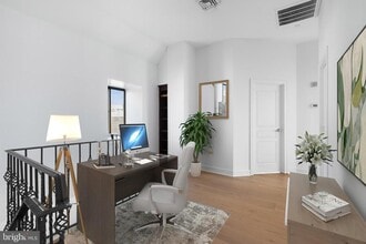 222 W Rittenhouse Square in Philadelphia, PA - Building Photo - Building Photo