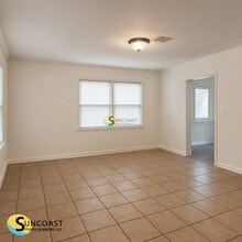 478 W 58th St in Jacksonville, FL - Foto de edificio - Building Photo