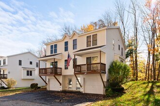 36 Chandler Ln in Epping, NH - Building Photo - Building Photo