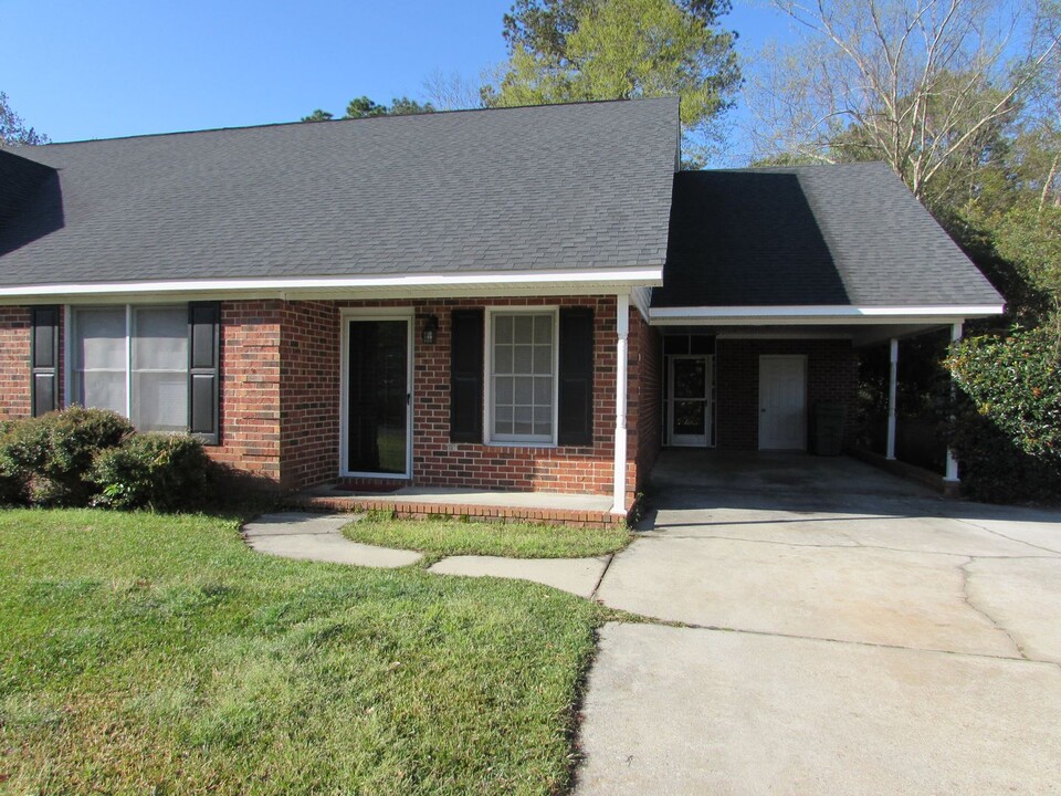 24 Cumberland Way in Sumter, SC - Building Photo