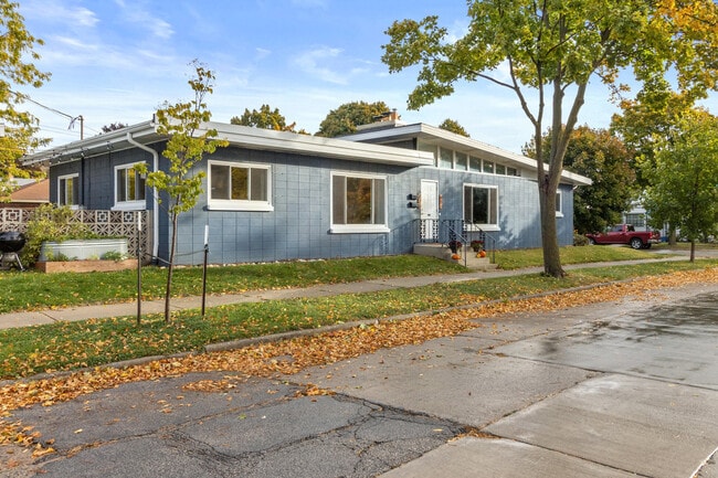 property at 426 E Ohio Ave