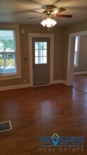 827 Niagara St in Eau Claire, WI - Building Photo - Building Photo