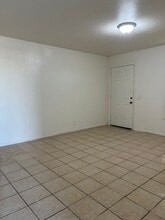 8010 Luxor Ave in Niland, CA - Building Photo - Building Photo