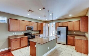 1871 Via Delle Arti in Henderson, NV - Building Photo - Building Photo