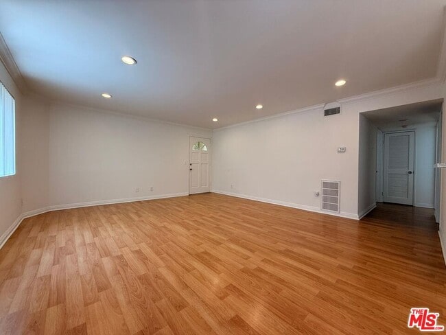 property at 330 Cameron Pl