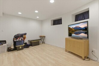 3716 N Wayne Ave in Chicago, IL - Foto de edificio - Building Photo