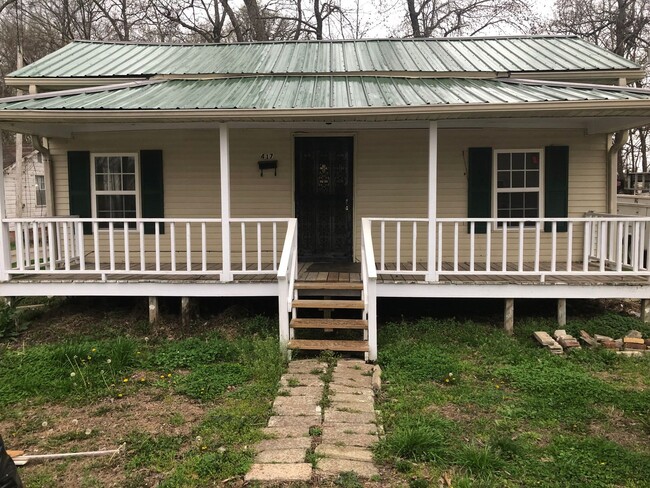 property at 417 S Washington Ave