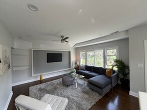 544 Glendale Ave in Glen Ellyn, IL - Building Photo - Building Photo