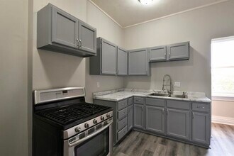 530 S 30th St in Omaha, NE - Building Photo - Building Photo