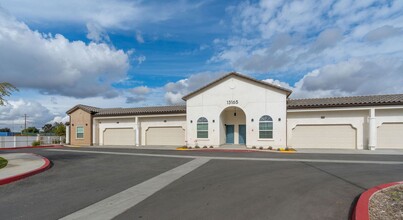 Eagle View Flats in Moreno Valley, CA - Foto de edificio - Building Photo