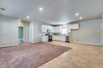 8690-8690 Holly St in Frisco, TX - Building Photo - Building Photo