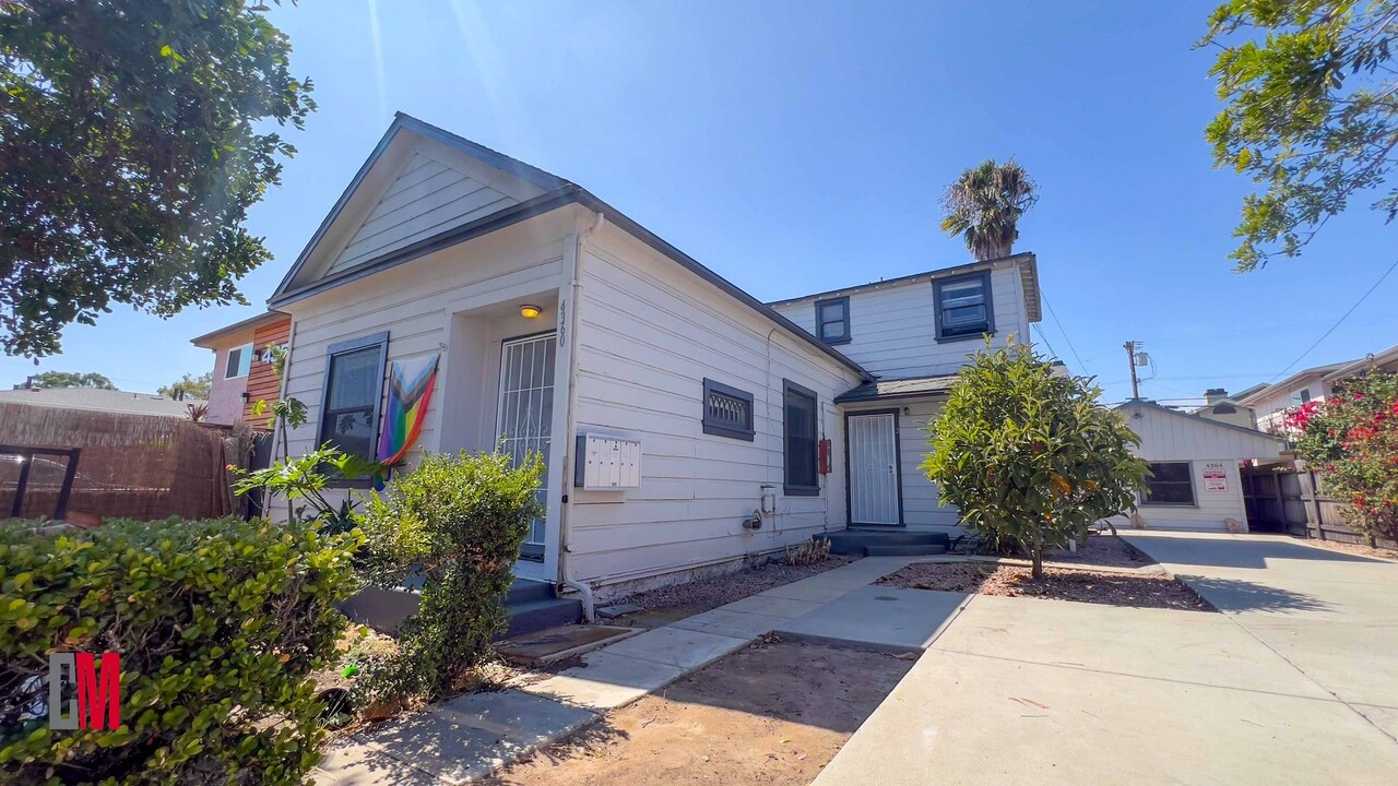 4360-4364 Texas St in San Diego, CA - Building Photo