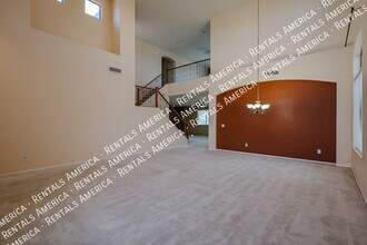 4429 W Paseo Way in Phoenix, AZ - Building Photo - Building Photo