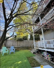 14 Dow St in Somerville, MA - Foto de edificio - Building Photo