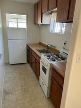 1641 86th Ave, Unit H in Oakland, CA - Building Photo - Building Photo