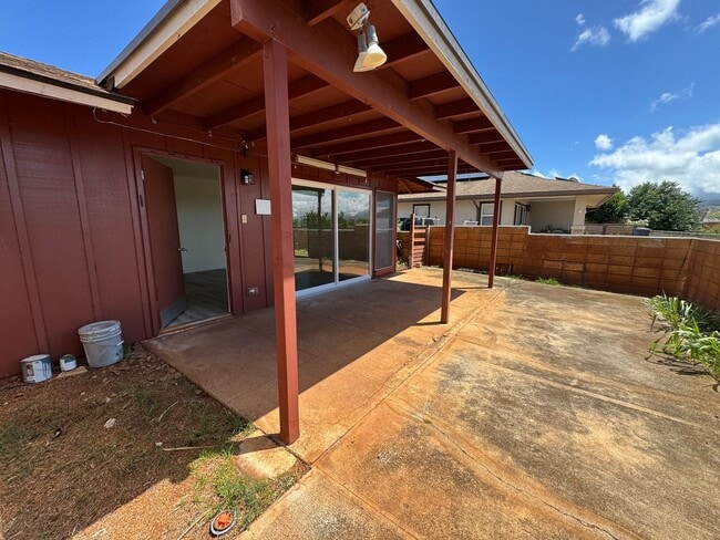 1226 Palekaiko St in Pearl City, HI - Foto de edificio - Building Photo