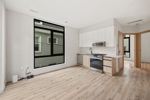 6 National St, Unit #2 in Boston, MA - Building Photo