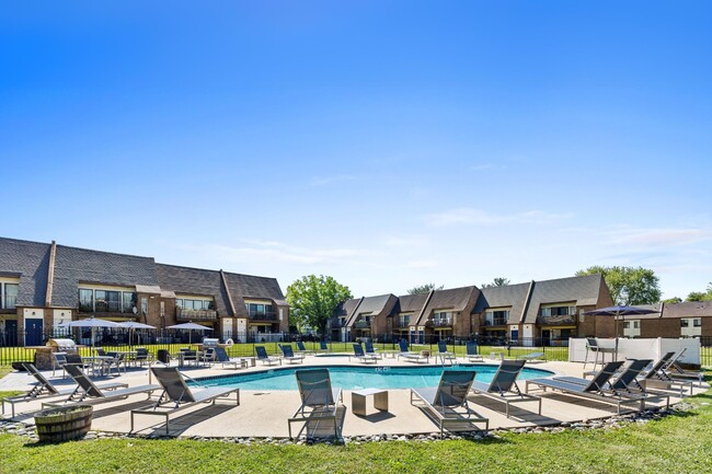 The Crossings at Neshaminy Apartments in Bensalem, PA - Building Photo - Building Photo