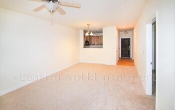2244 Ashley Crossing Dr in Charleston, SC - Building Photo - Building Photo