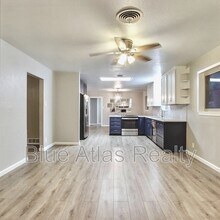 608 W Pleasantview Dr in Hurst, TX - Building Photo - Building Photo