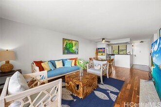 6770 Hawaii Kai Dr in Honolulu, HI - Building Photo - Building Photo