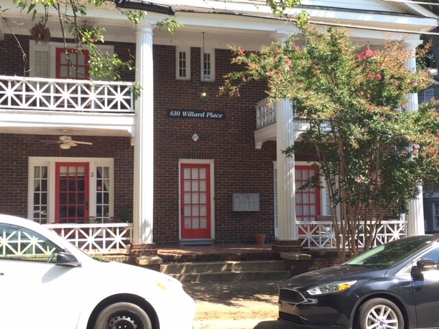 Willard Place in Raleigh, NC - Foto de edificio