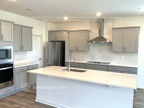 3816 Lantern Ln in Columbia, TN - Foto de edificio - Building Photo