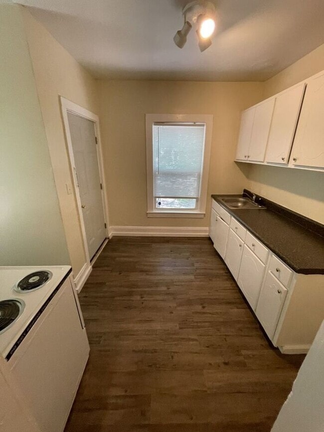 305 Kennedy St in Raleigh, NC - Building Photo - Building Photo