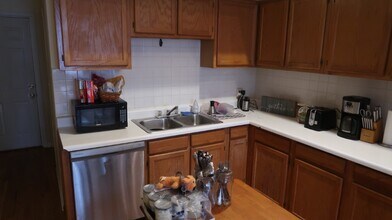 1411 W Erie St, Unit 3F in Chicago, IL - Foto de edificio - Building Photo