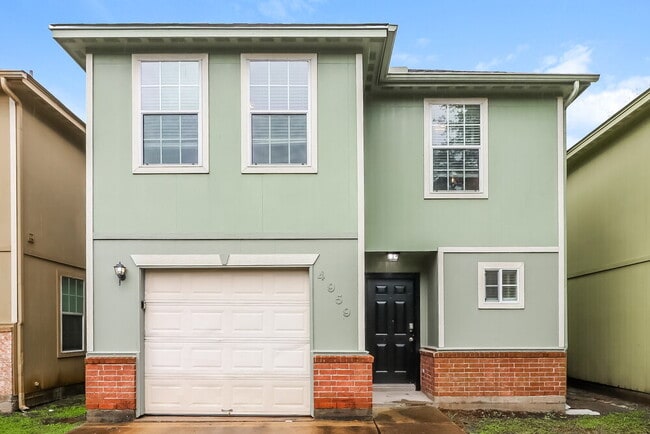 property at 4959 S Cancun