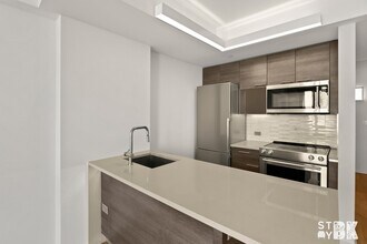 172 Montague St in Brooklyn, NY - Building Photo - Building Photo
