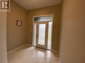 448 Trident Mews in Ottawa, ON - Building Photo - Building Photo