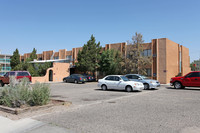 Mid Campus Apartments in Albuquerque, NM - Building Photo - Building Photo