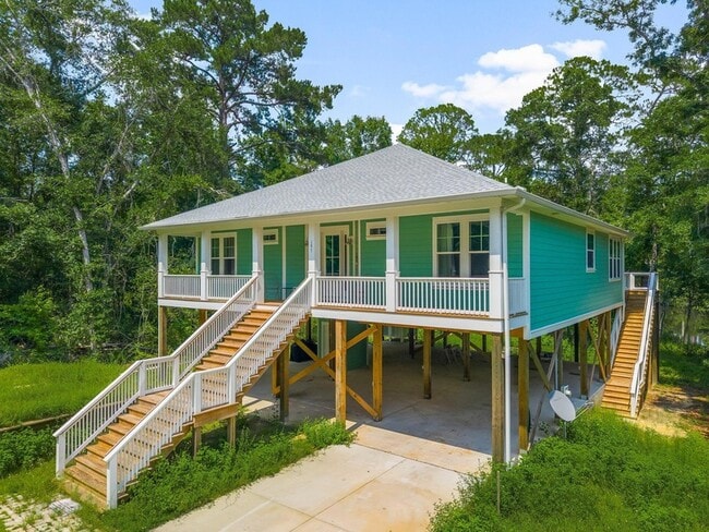 187 Portland Park Rd in Freeport, FL - Building Photo - Building Photo