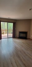 344 Crewe Ct in Bushkill, PA - Building Photo - Building Photo