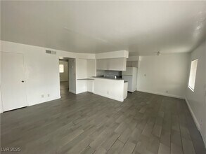 4961 Apollostar Ct in Las Vegas, NV - Building Photo - Building Photo