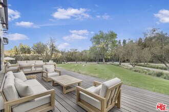 1754 Lechusa Rd in Malibu, CA - Building Photo - Building Photo