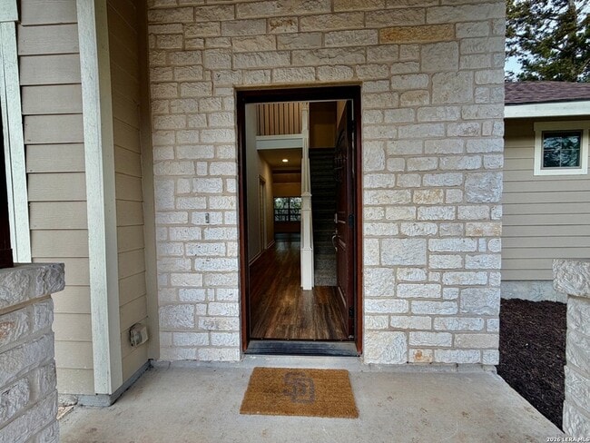 1513 Winding Creek Trail in Spring Branch, TX - Building Photo - Building Photo