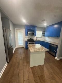 property at 2747 Poinsettia Dr