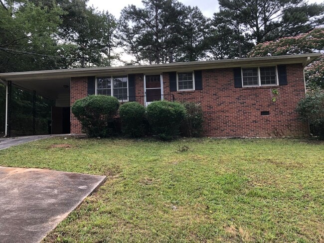 property at 418 Blackberry Ln SE