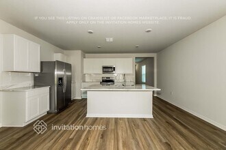 8029 Majestic Palms Ct in Venice, FL - Building Photo - Building Photo