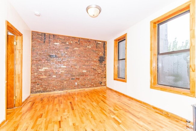 77 Division Ave, Unit 33 in Brooklyn, NY - Building Photo - Building Photo